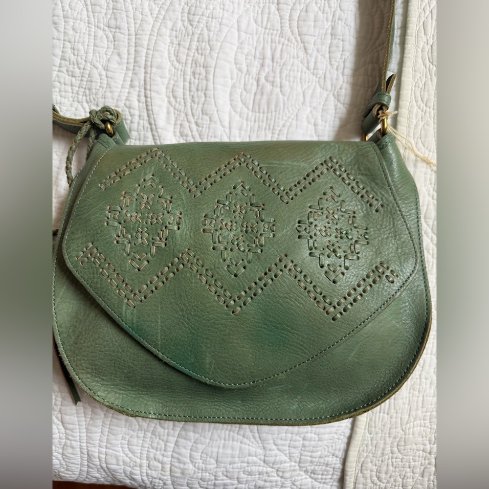 Isabella Fiore crossbody saddle bag, Josephine Shoulder sage - Picture 3 of 8
